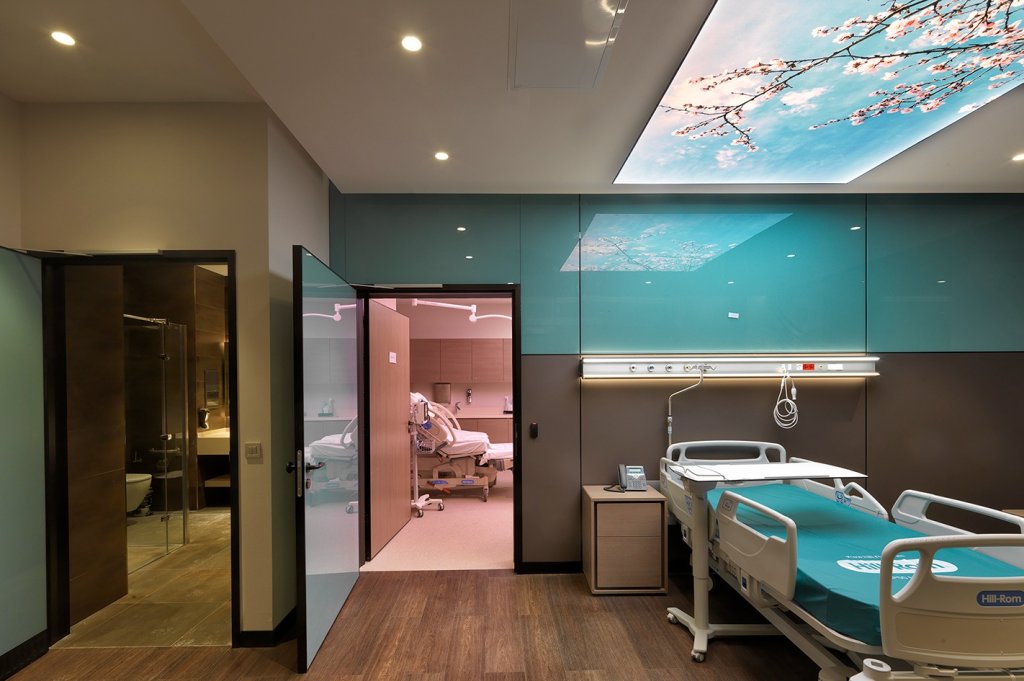 غرفة_مرضى_مستشفى_ميموريال_بهتشلي_ايفلر_إسطنبول 2