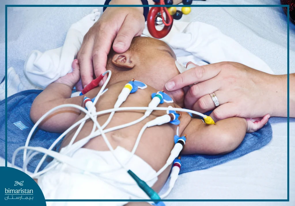 أعراض أمراض القلب عند حديثي الولادة: كيف تكتشفها مبكراً؟ 5 تخطيط القلب الكهربائي من أجل تشخيص مشاكل القلب عند حديثي الولادة
