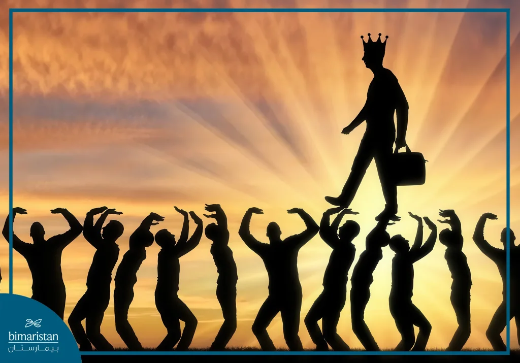 Narcissism: Causes &Amp; How To Deal With Narcissistic Personality 3 The Image Symbolizes A Narcissistic Personality Who Sees Himself Above Everyone Else And Exploits People, Taking Advantage Of Their Support.