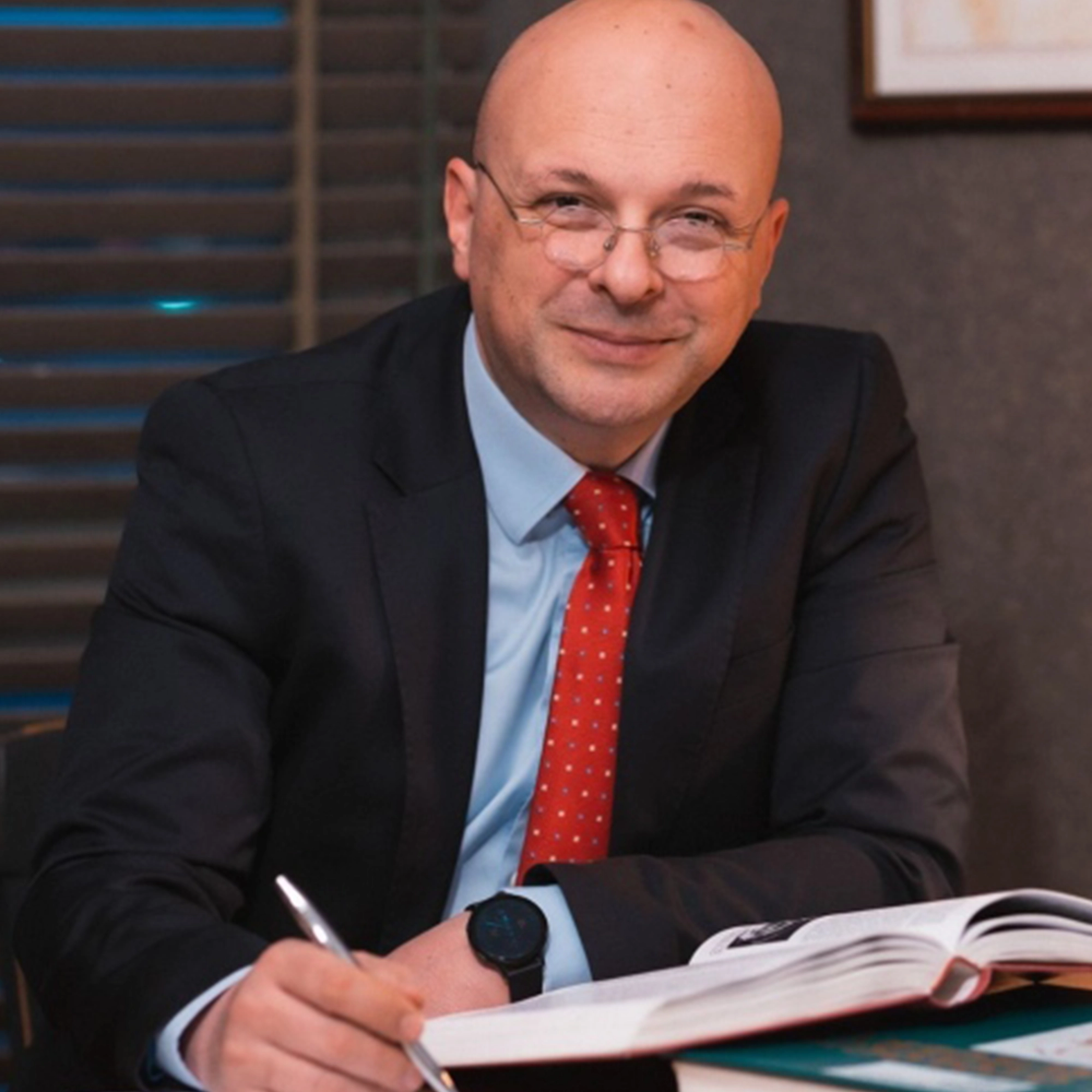 Prof. Dr. Strong Kaan Beriat